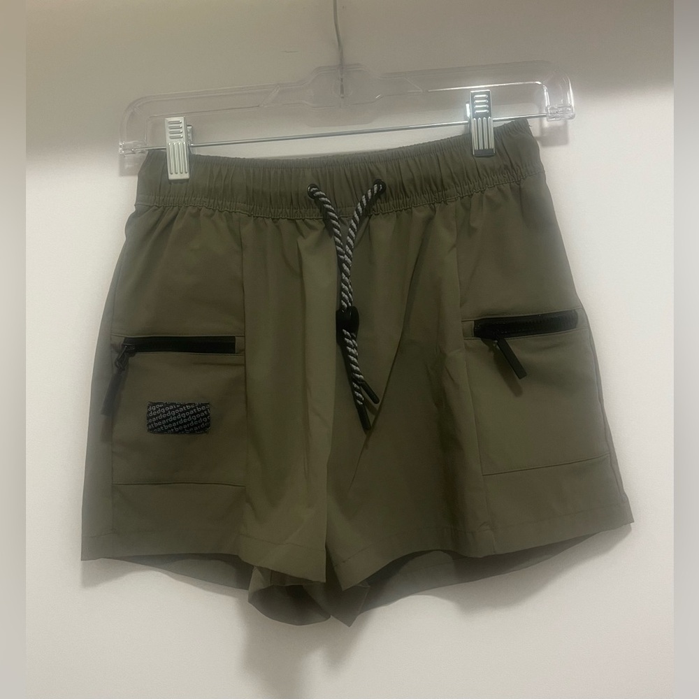 Bearded Goat Hiking Shorts XS in Olive Green